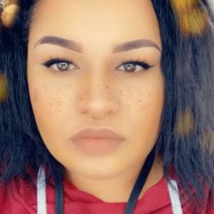 Meet your Posher, Sabrina